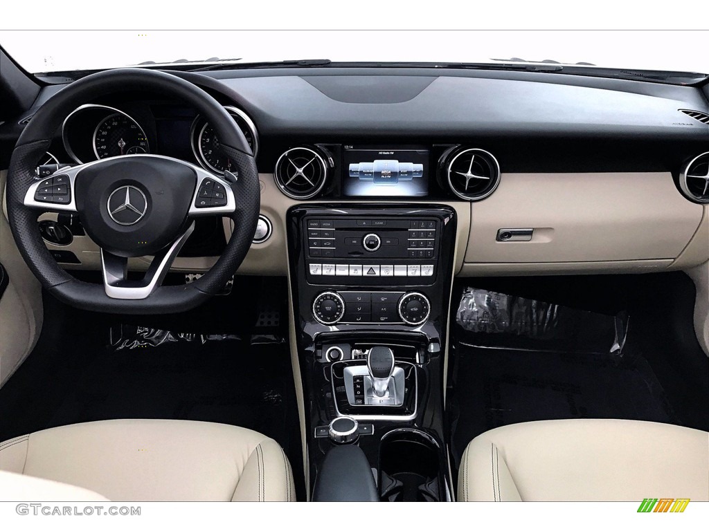 2017 Mercedes-Benz SLC 300 Roadster Sahara Beige Dashboard Photo #139170775