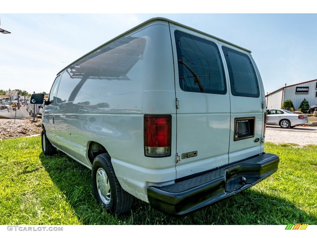 2001 E Series Van E150 Cargo - Oxford White / Medium Graphite photo #10
