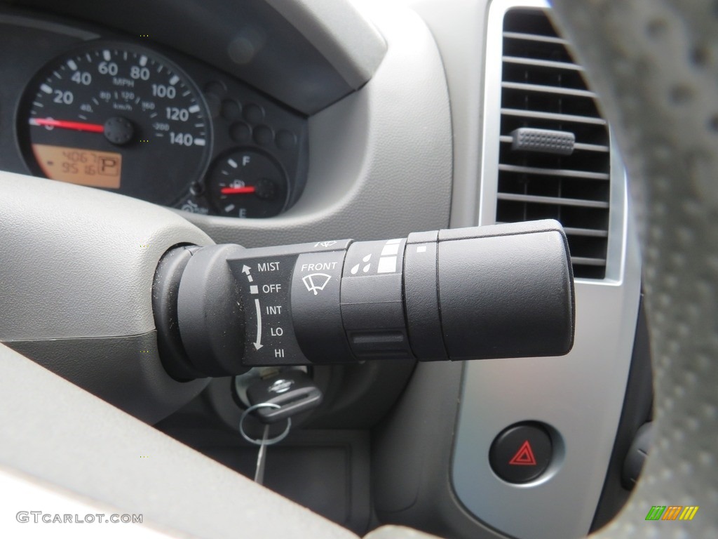 2019 Nissan Frontier S King Cab Controls Photo #139174500