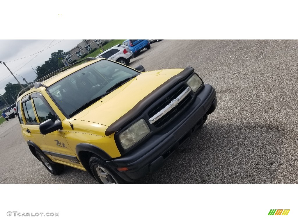 2003 Tracker ZR2 4WD Hard Top - Yellow / Medium Gray photo #8