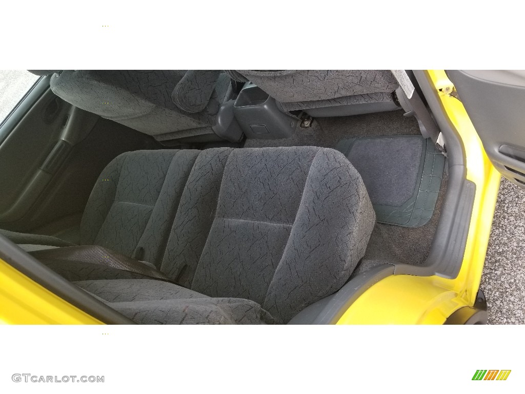 2003 Tracker ZR2 4WD Hard Top - Yellow / Medium Gray photo #17