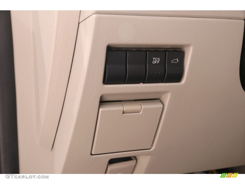 2012 Mazda CX-9 Touring AWD Controls Photo #139179189