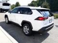 Super White - RAV4 XLE AWD Photo No. 2