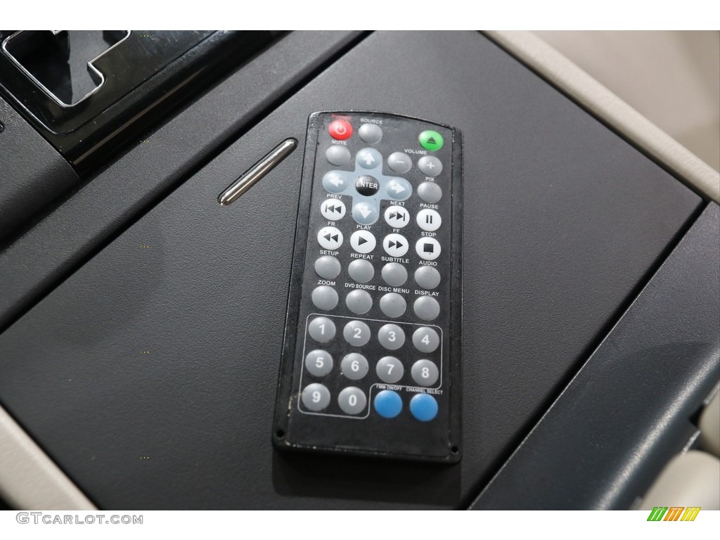 2012 Mazda CX-9 Touring AWD Controls Photo #139179576
