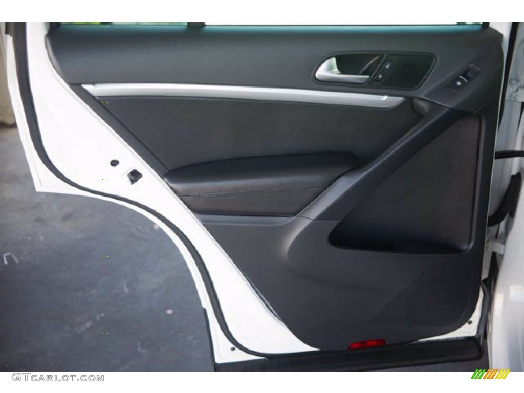 2013 Tiguan SEL - Candy White / Black photo #30