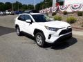 Super White - RAV4 XLE AWD Photo No. 30