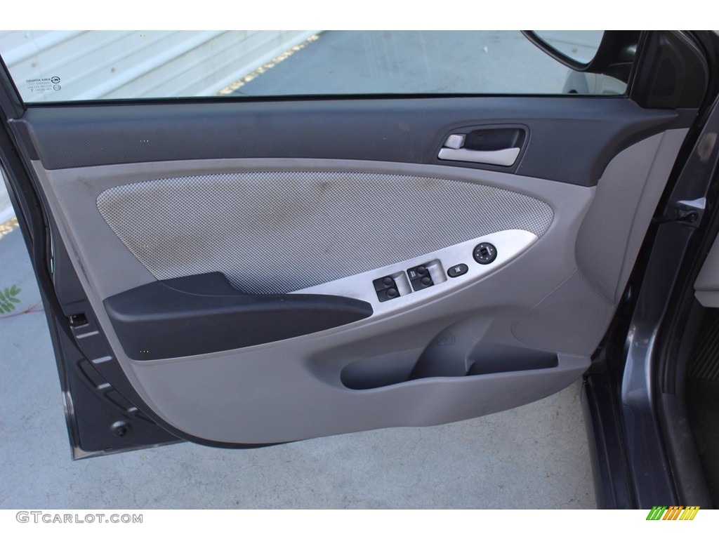2012 Accent GLS 4 Door - Cyclone Gray / Gray photo #14