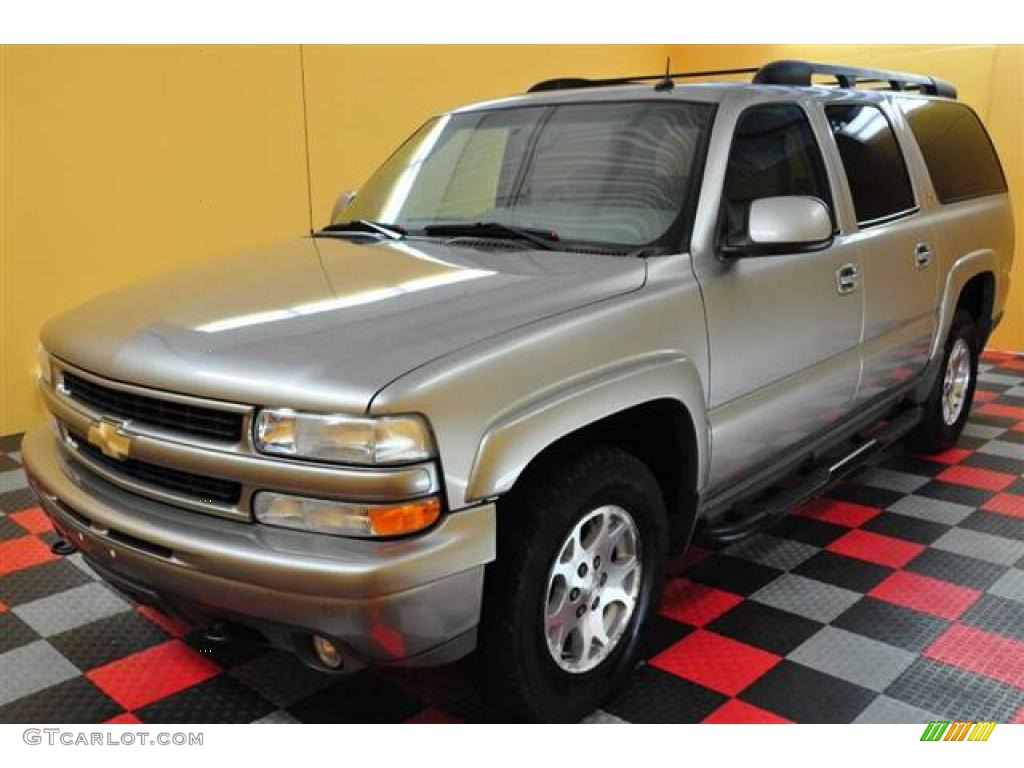 2003 Suburban 1500 Z71 4x4 - Light Pewter Metallic / Tan/Neutral photo #3