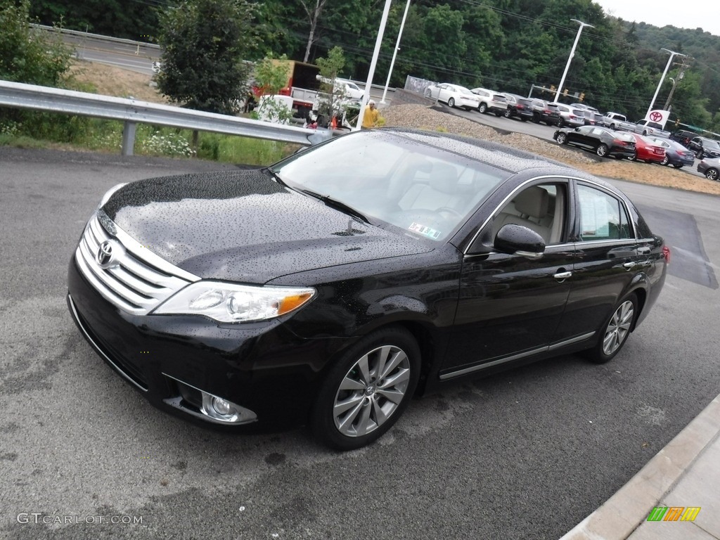 2011 Avalon Limited - Black / Ivory photo #10