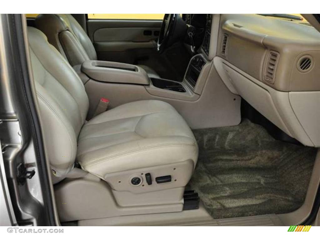 2003 Suburban 1500 Z71 4x4 - Light Pewter Metallic / Tan/Neutral photo #19