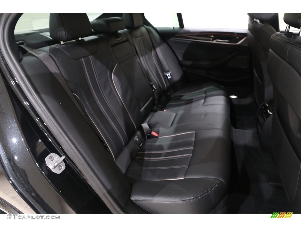2018 5 Series 530i xDrive Sedan - Black Sapphire Metallic / Black photo #23