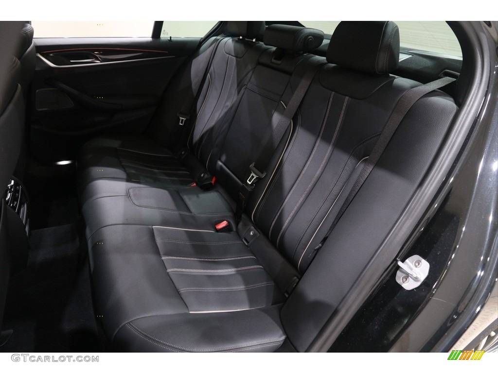 2018 5 Series 530i xDrive Sedan - Black Sapphire Metallic / Black photo #24