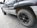 2000 Black Jeep Grand Cherokee Laredo 4x4  photo #11