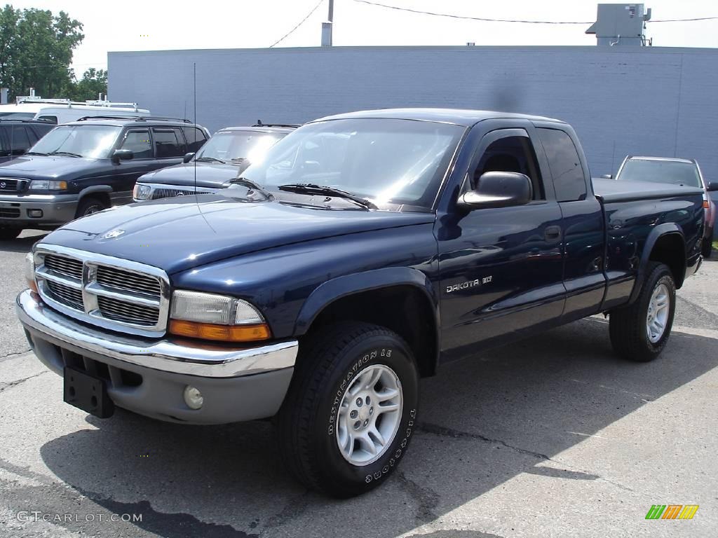 2001 dodge dakota blue book value