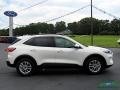 2020 Star White Metallic Tri-Coat Ford Escape SE 4WD  photo #6