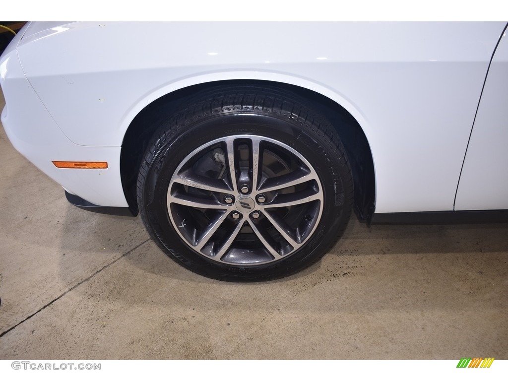 2019 Challenger SXT AWD - White Knuckle / Black photo #5
