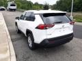 Super White - RAV4 XLE AWD Photo No. 36