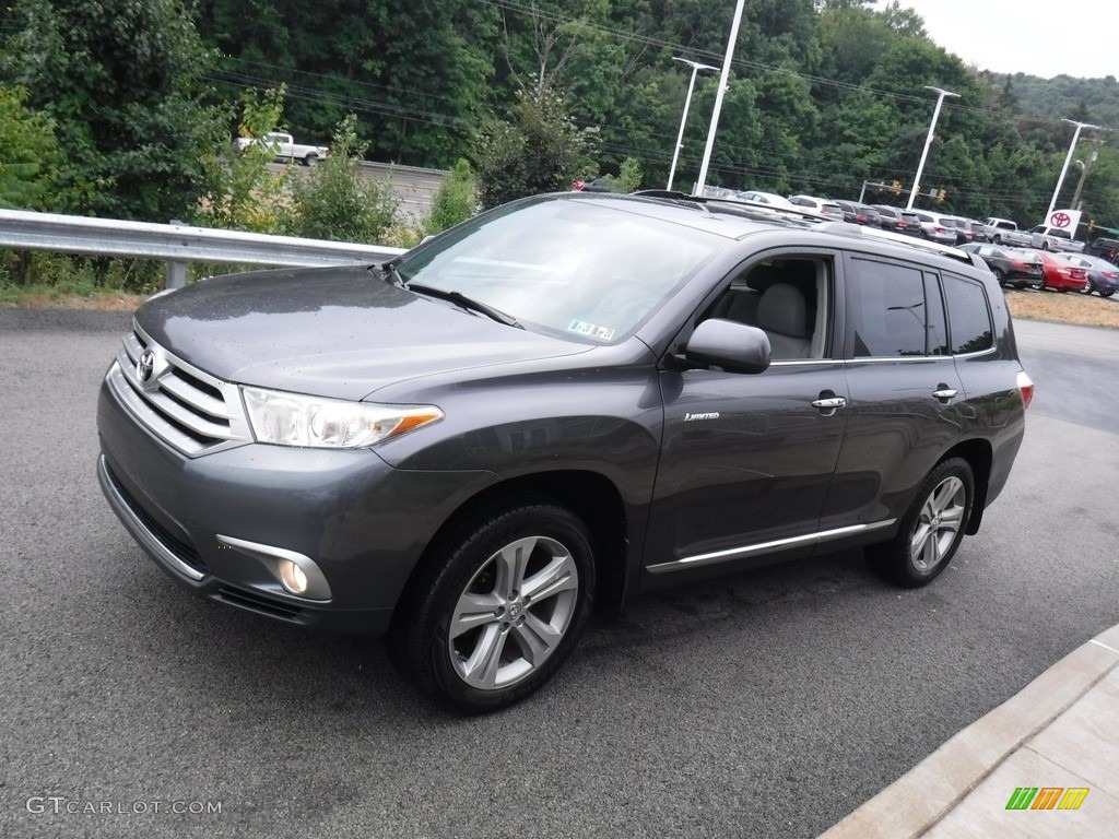 Magnetic Gray Metallic 2013 Toyota Highlander Limited 4WD Exterior Photo #139201360