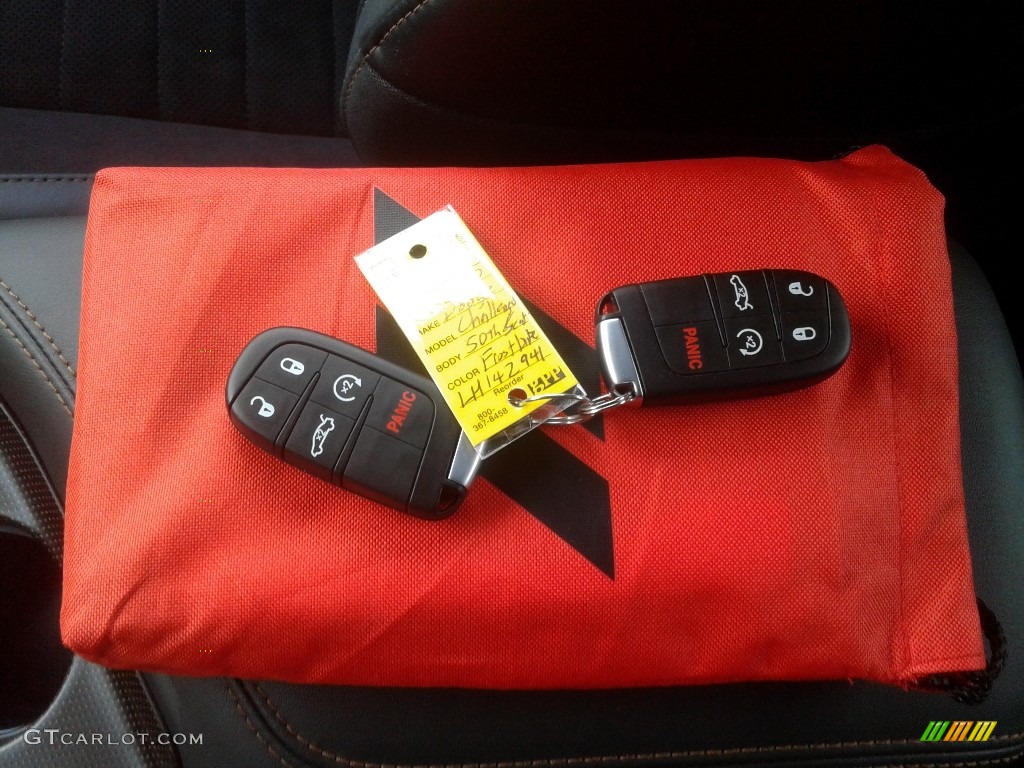 2020 Dodge Challenger R/T Scat Pack 50th Anniversary Edition Keys Photo #139202709