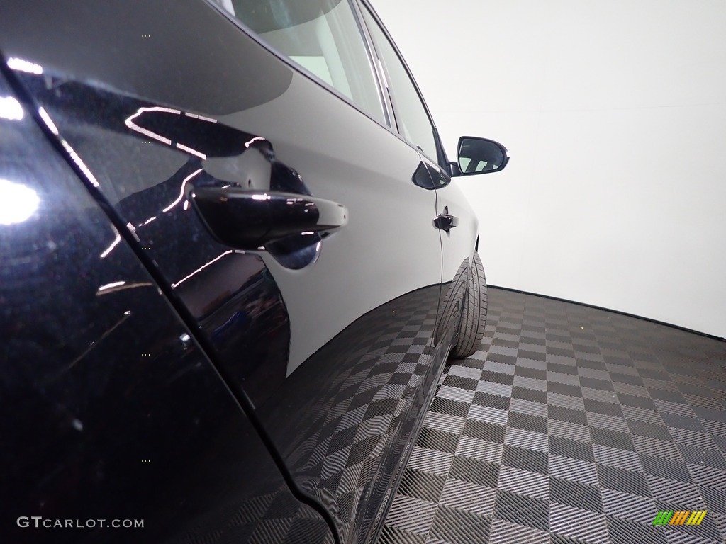 2019 Elantra SE - Phantom Black / Black photo #7
