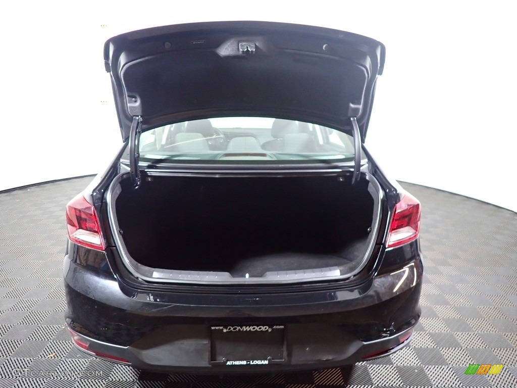 2019 Elantra SE - Phantom Black / Black photo #9