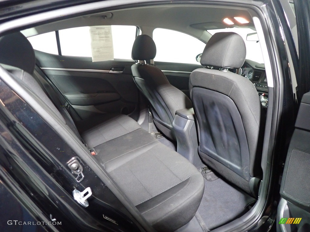 2019 Elantra SE - Phantom Black / Black photo #30