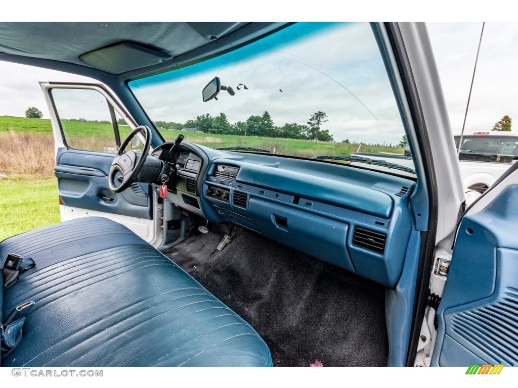1997 Ford F250 XLT Regular Cab Blue Dashboard Photo #139203441