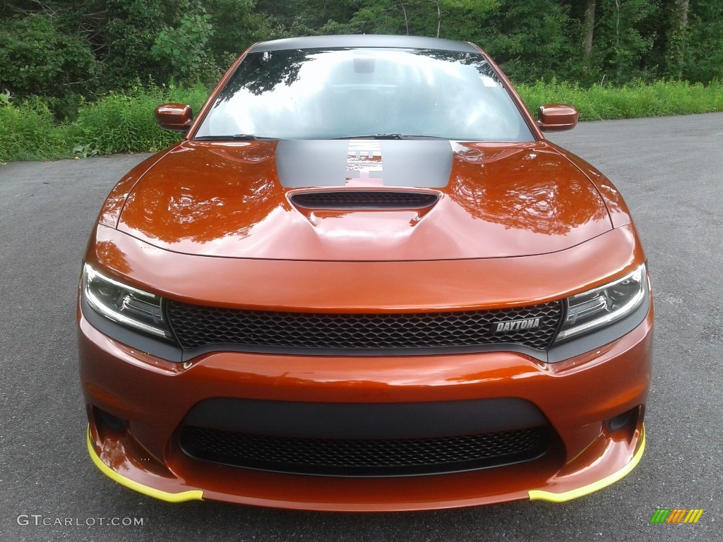 2020 Charger Daytona - Sinamon Stick / Black photo #3