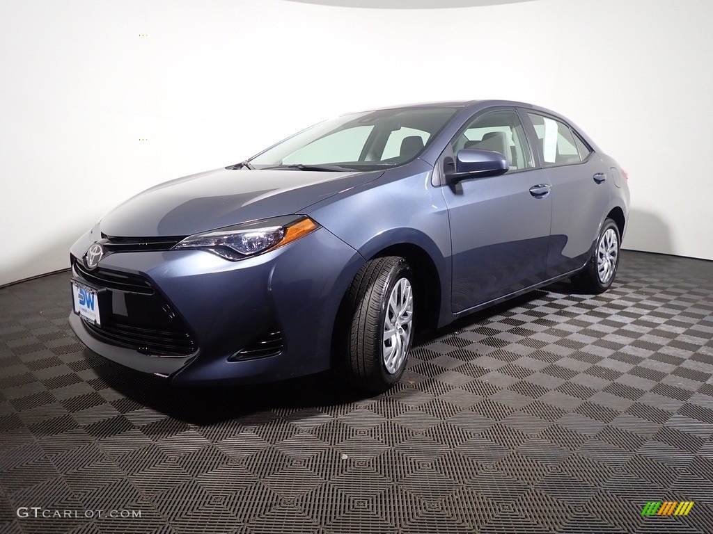 2017 Corolla LE - Falcon Gray Metallic / Black photo #2