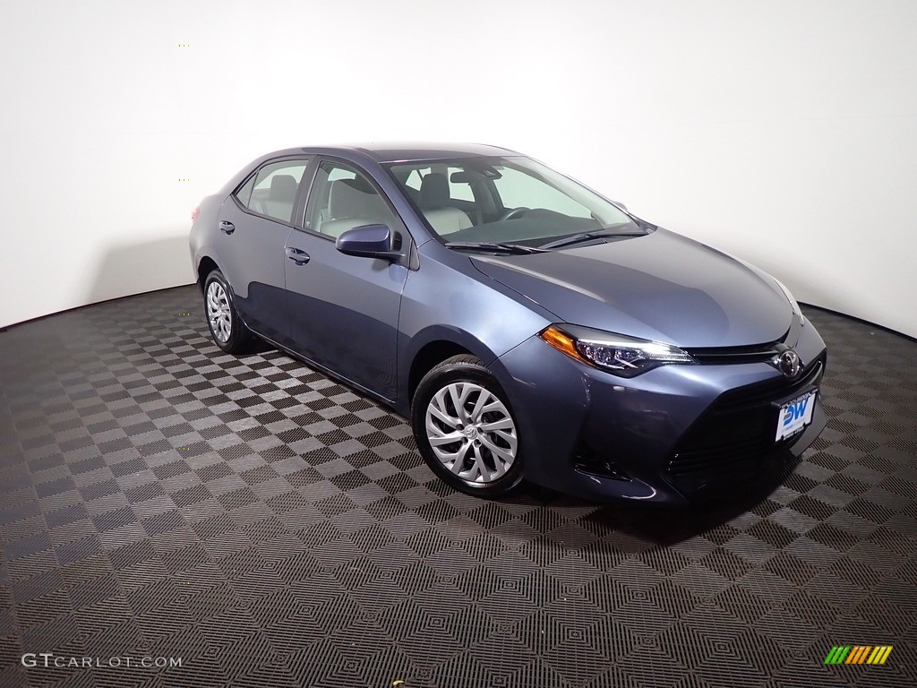 2017 Corolla LE - Falcon Gray Metallic / Black photo #3
