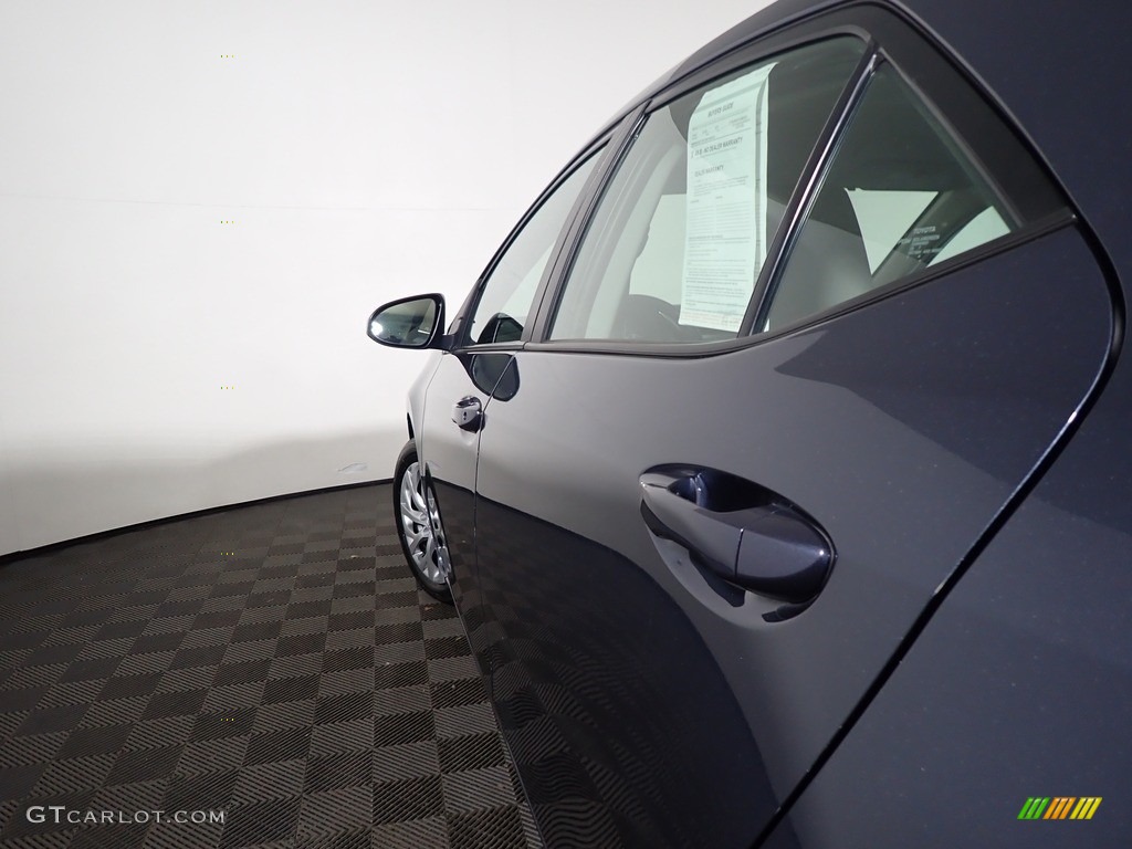 2017 Corolla LE - Falcon Gray Metallic / Black photo #7