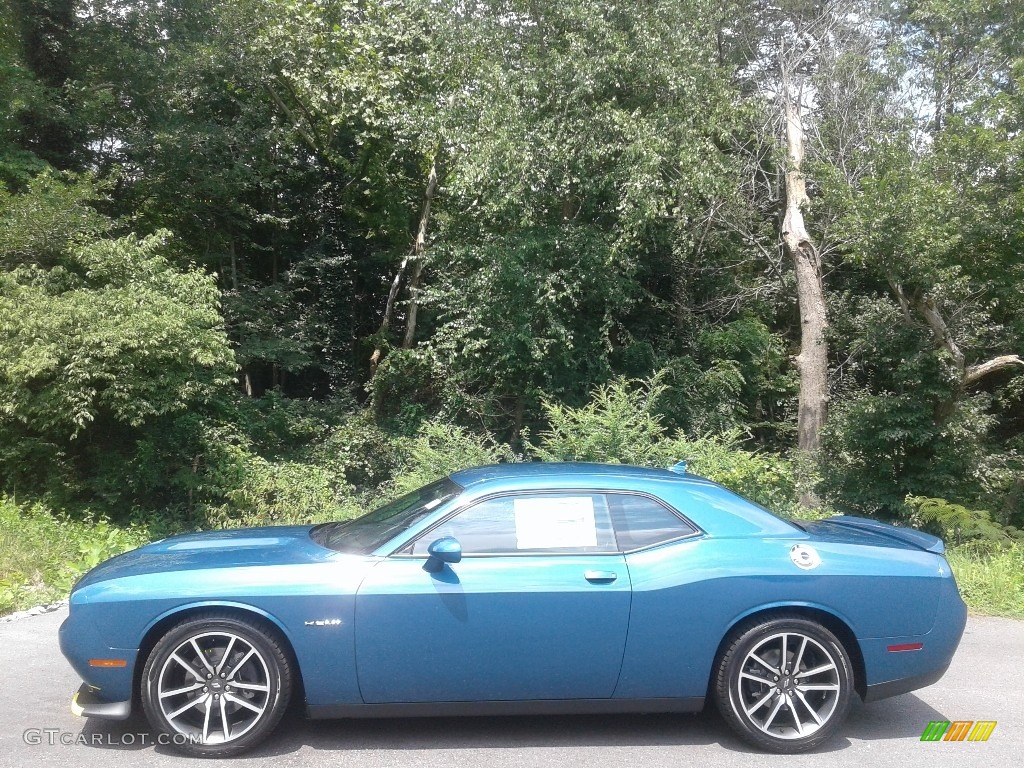 2020 Challenger R/T - Frostbite / Black photo #1