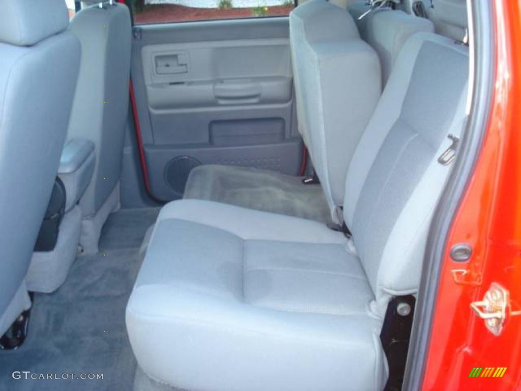 2006 Dakota SLT Quad Cab 4x4 - Flame Red / Medium Slate Gray photo #10