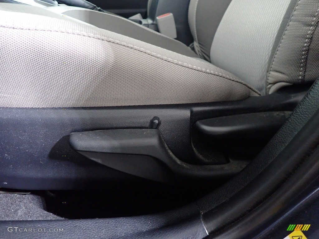 2017 Corolla LE - Falcon Gray Metallic / Black photo #22