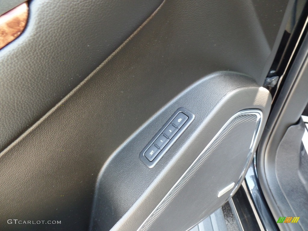 2019 Tahoe Premier 4WD - Black / Jet Black/Mahogany photo #17