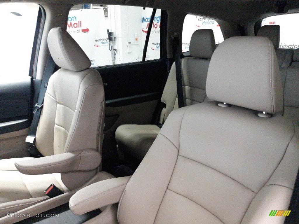 2021 Pilot Touring AWD - Deep Scarlet Pearl / Beige photo #21