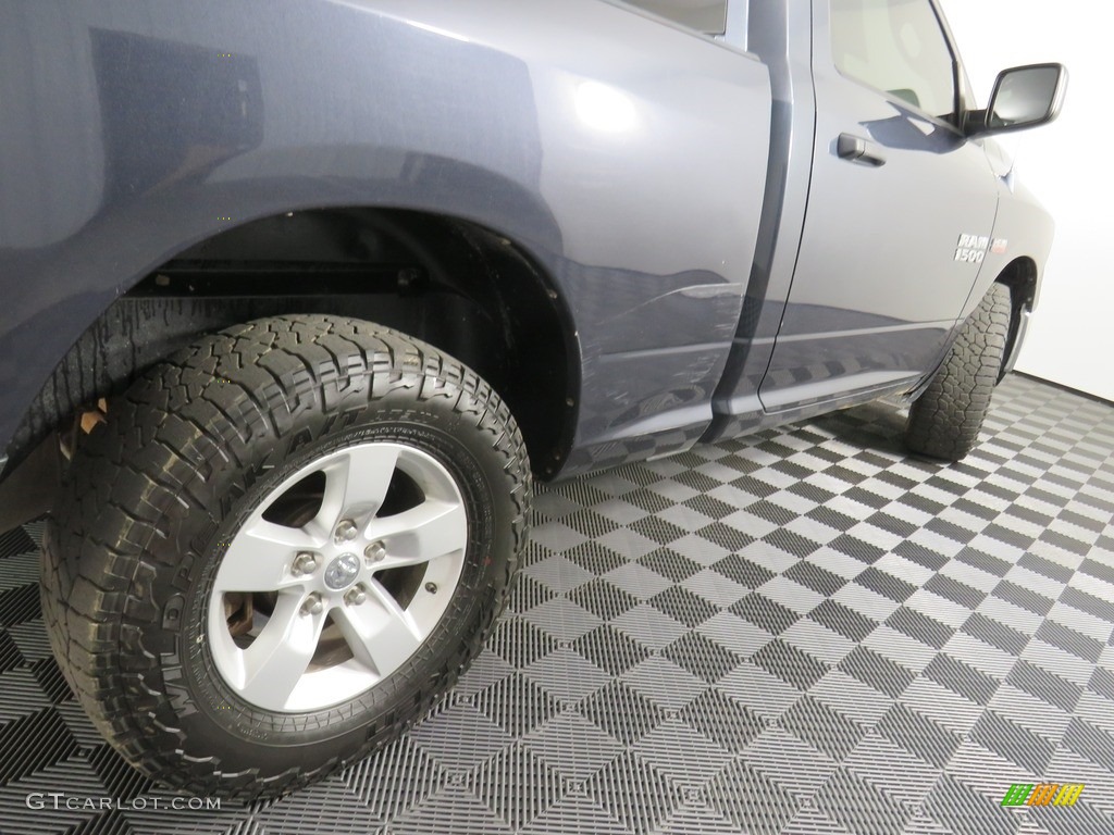 2014 1500 Express Regular Cab 4x4 - Mineral Gray Metallic / Black/Diesel Gray photo #15