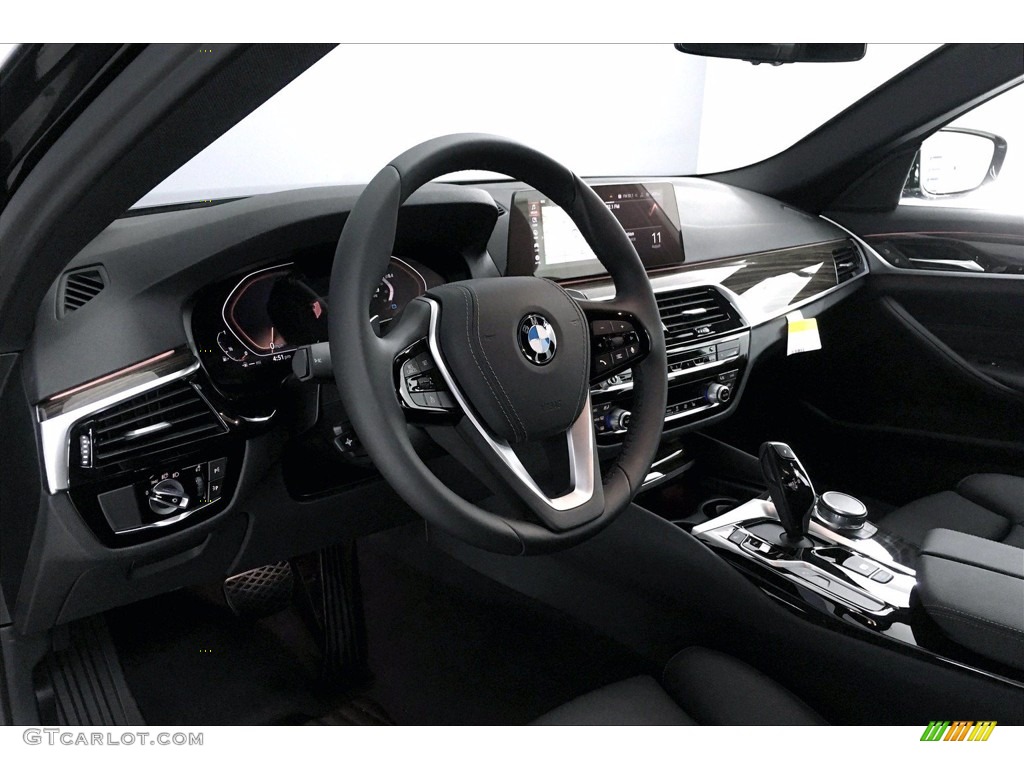 2020 5 Series 530i Sedan - Jet Black / Black photo #7