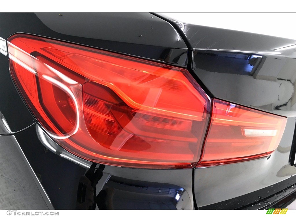 2020 5 Series 530i Sedan - Jet Black / Black photo #15