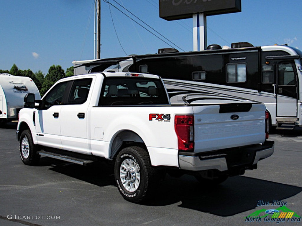 2020 F250 Super Duty STX Crew Cab 4x4 - Oxford White / Medium Earth Gray photo #3
