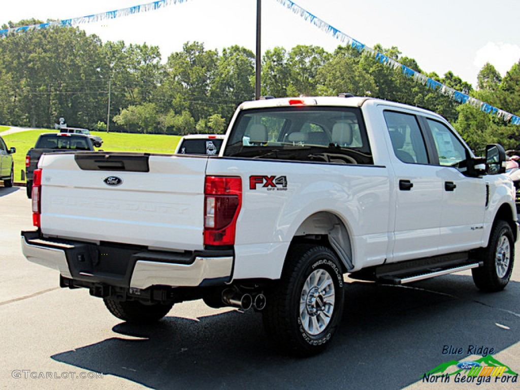 2020 F250 Super Duty STX Crew Cab 4x4 - Oxford White / Medium Earth Gray photo #5