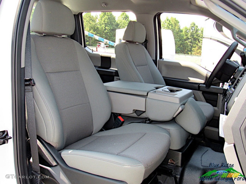2020 F250 Super Duty STX Crew Cab 4x4 - Oxford White / Medium Earth Gray photo #12
