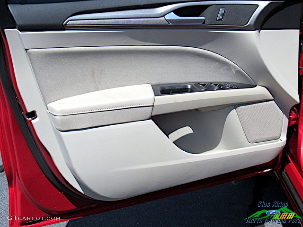 2020 Fusion SE - Rapid Red / Medium Light Stone photo #10