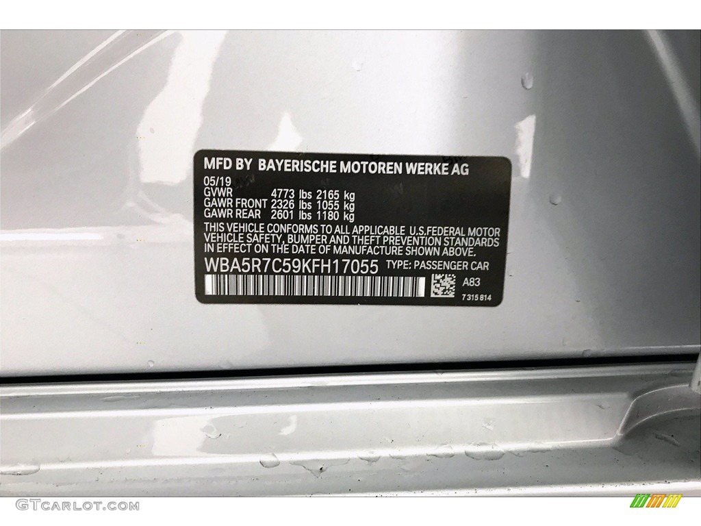 2019 3 Series 330i xDrive Sedan - Glacier Silver Metallic / Black photo #24