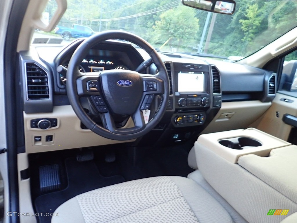 2018 F150 XLT SuperCab 4x4 - White Gold / Light Camel photo #17