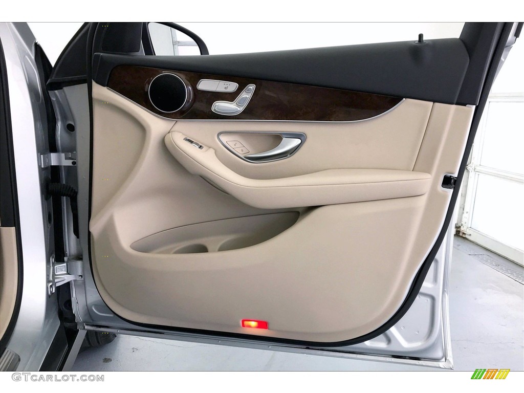 2017 Mercedes-Benz GLC 300 Silk Beige/Black Door Panel Photo #139222965