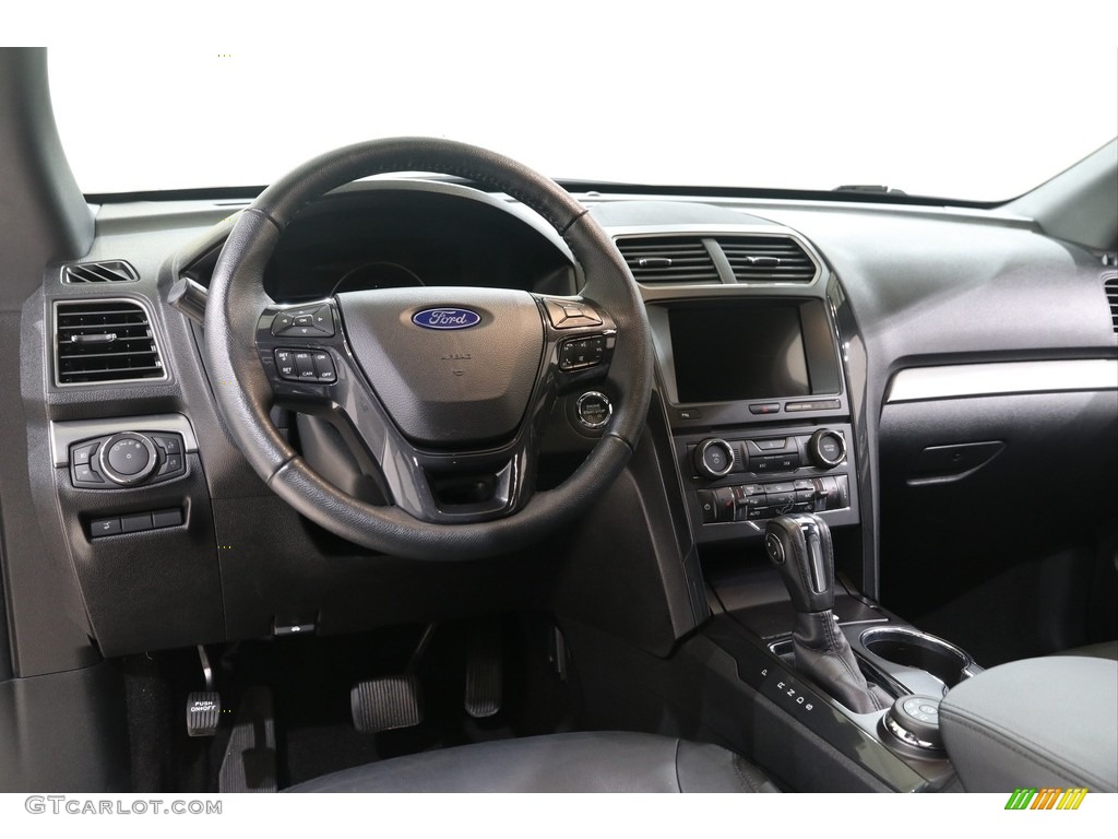 2018 Explorer XLT 4WD - Magnetic Metallic / Ebony Black photo #7