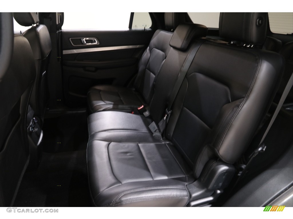 2018 Explorer XLT 4WD - Magnetic Metallic / Ebony Black photo #21