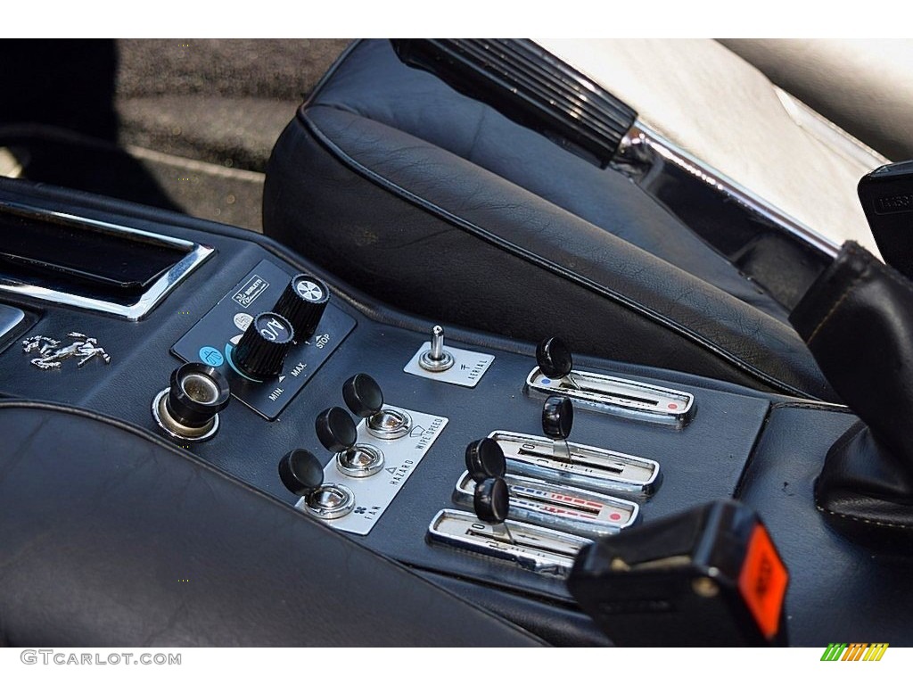 1977 Ferrari 308 GTB Coupe Controls Photos