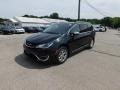 2020 Brilliant Black Crystal Pearl Chrysler Pacifica Limited  photo #2